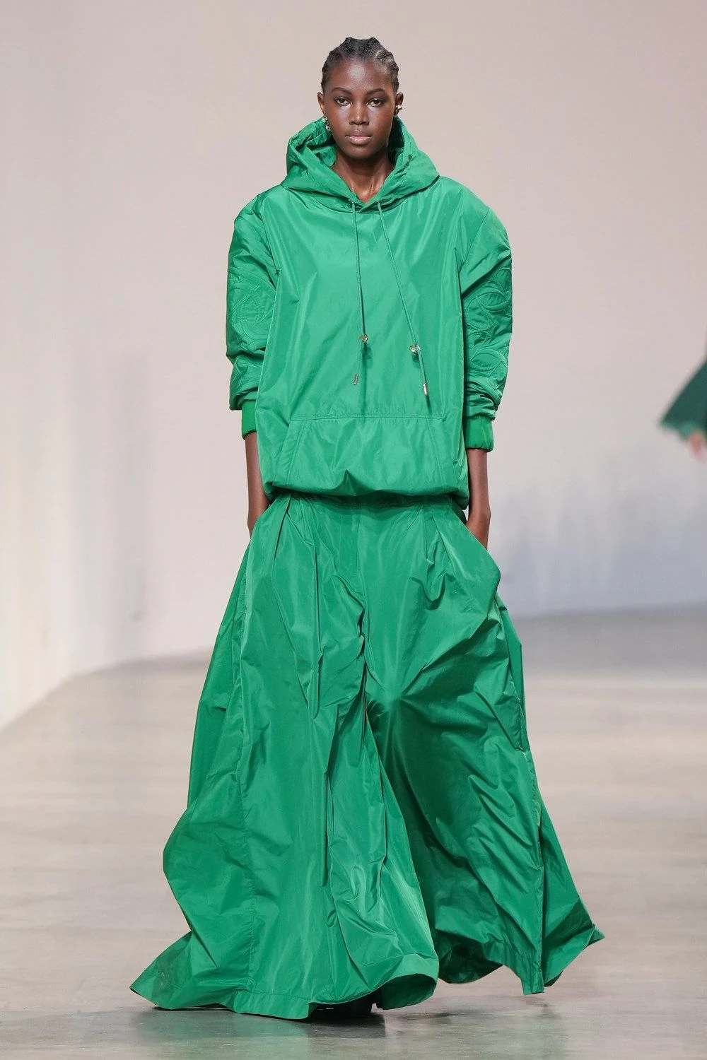Look vert Elie Saab - Tendances mode automne-hiver